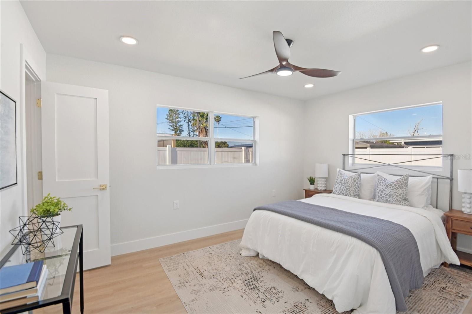 Image 5 of 33 For 16006 Redington Drive