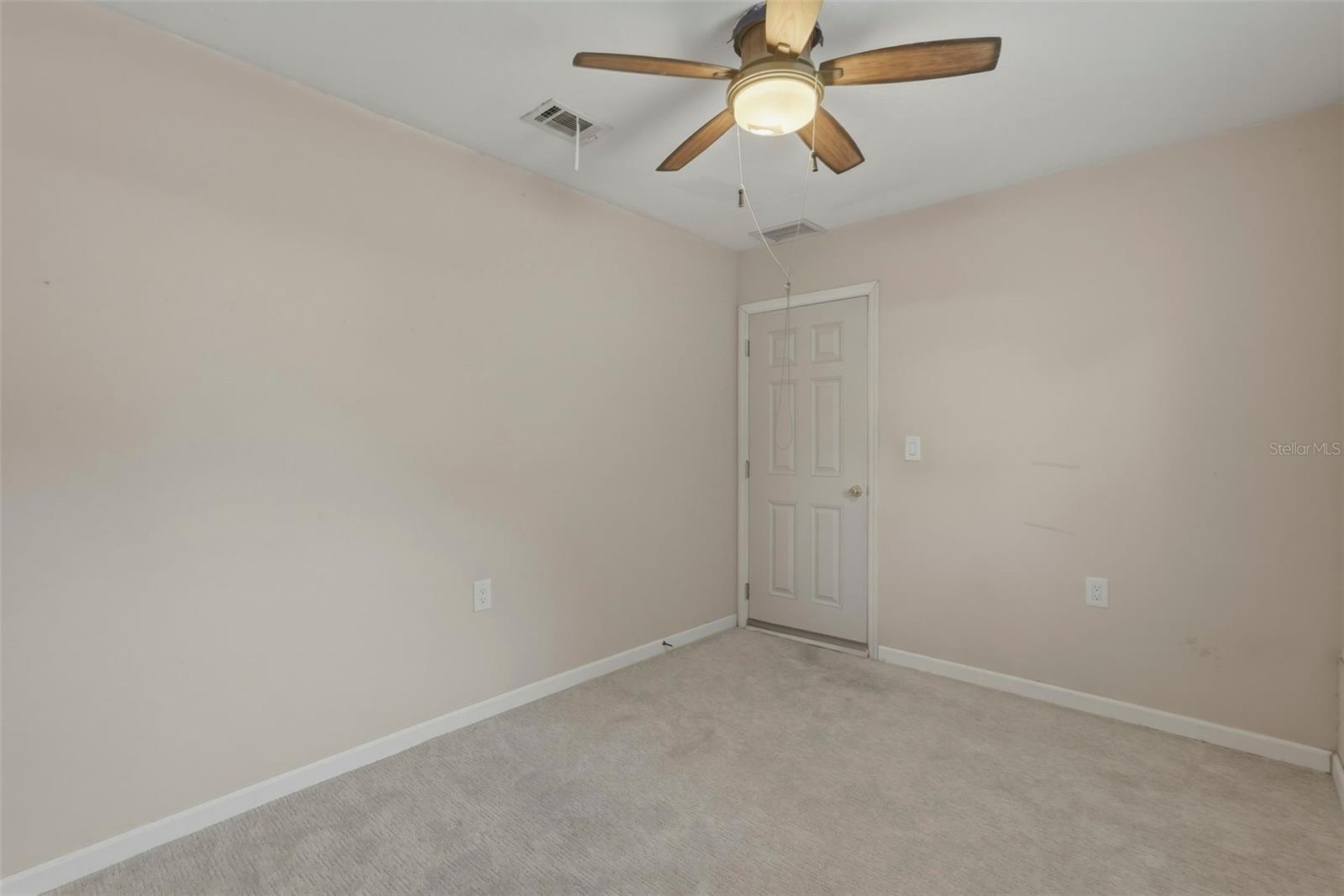 Image 18 of 27 For 5760 71st Street N