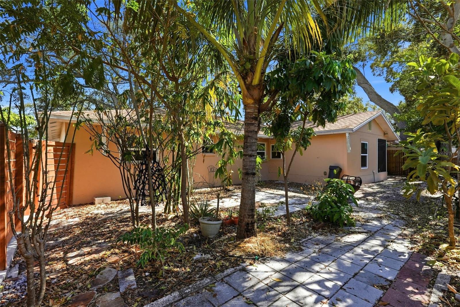 Image 23 of 27 For 5760 71st Street N