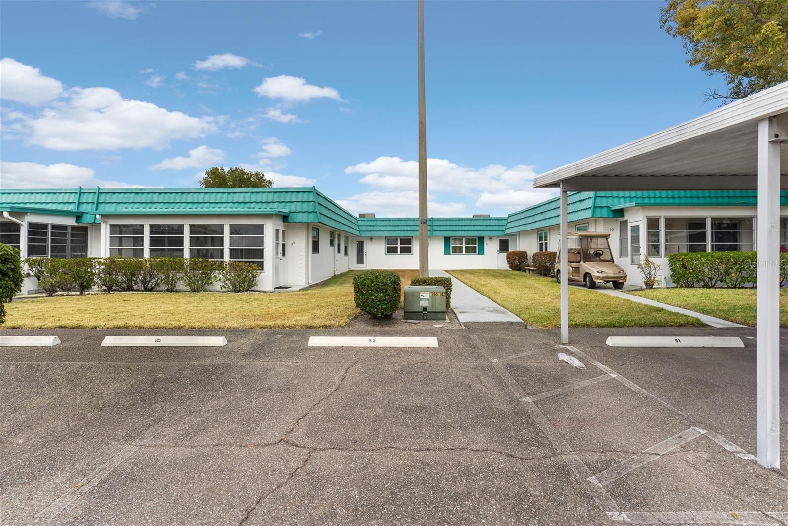 Image 28 of 29 For 205 Kings Boulevard 52