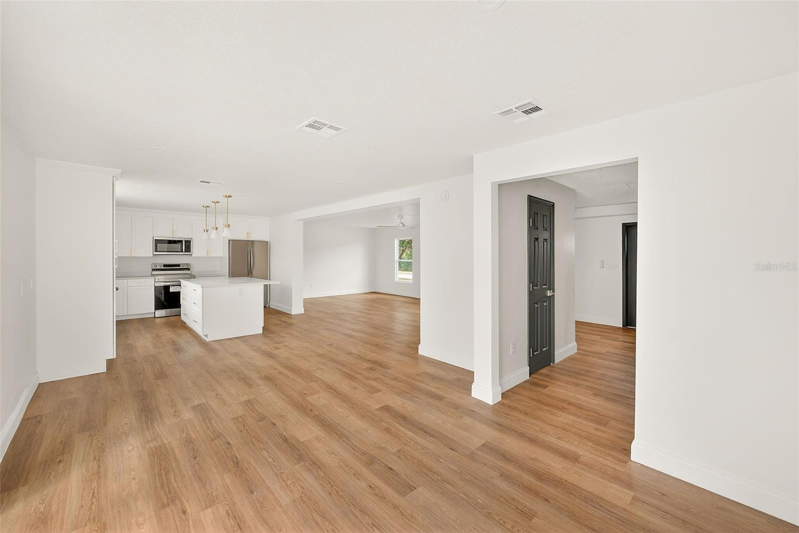 Image 10 of 47 For 2171 Beecher Road