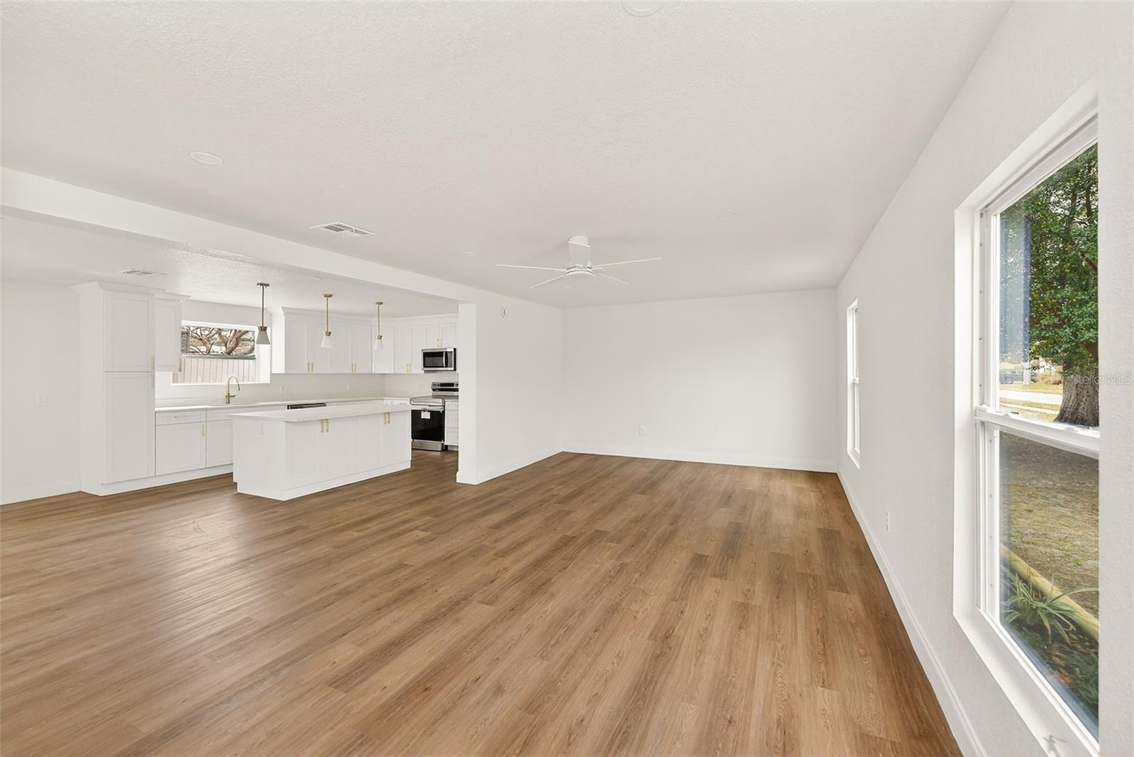 Image 11 of 47 For 2171 Beecher Road