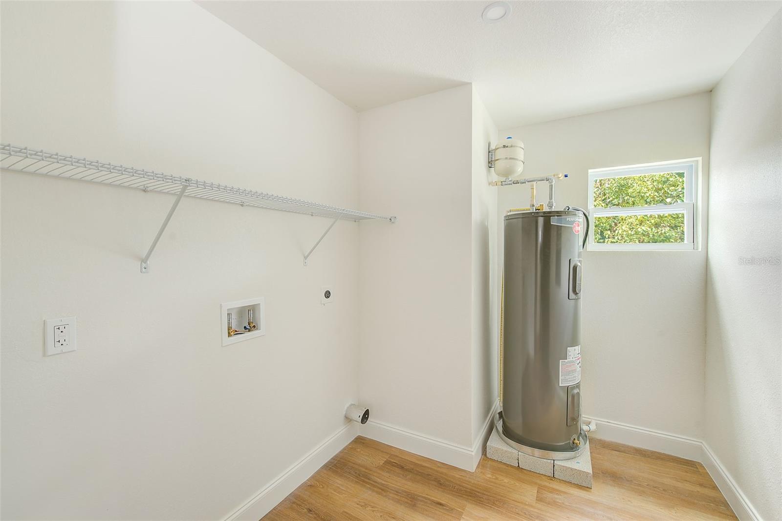 Image 37 of 47 For 2171 Beecher Road