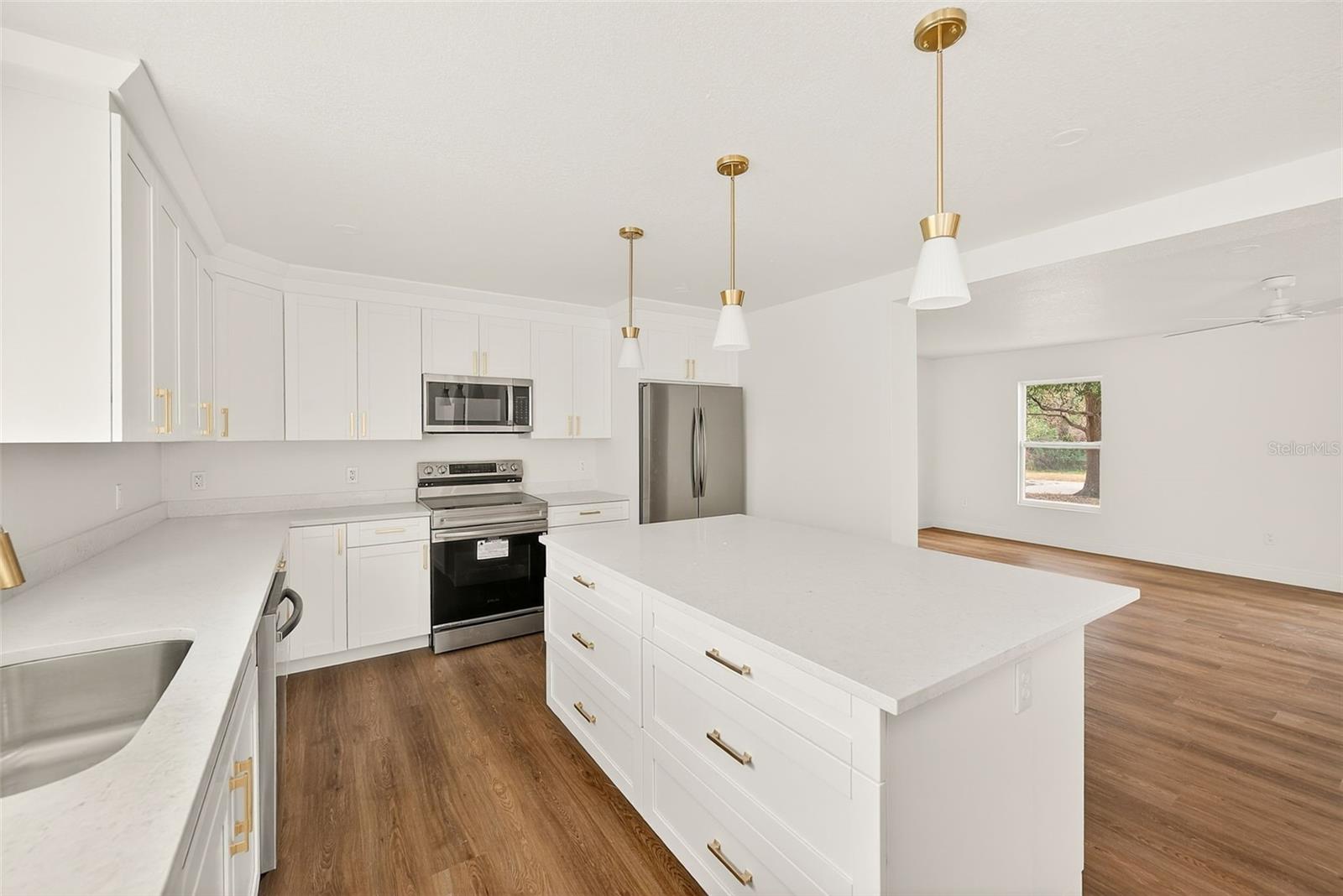 Image 5 of 47 For 2171 Beecher Road