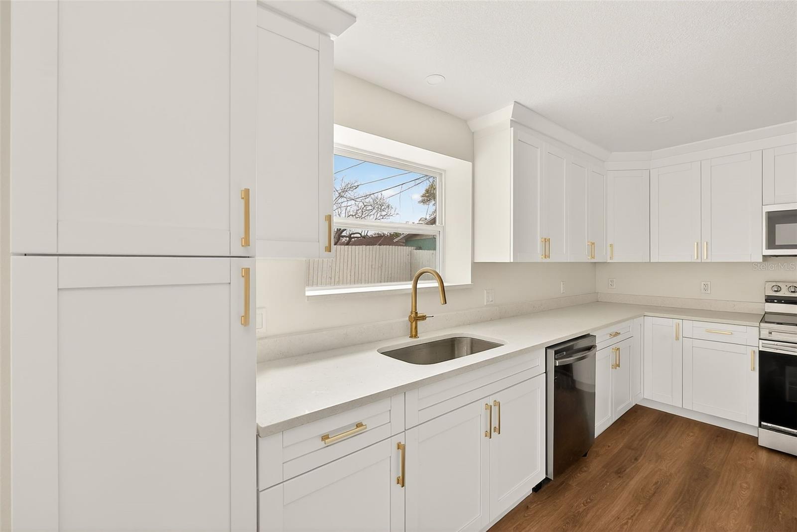 Image 6 of 47 For 2171 Beecher Road