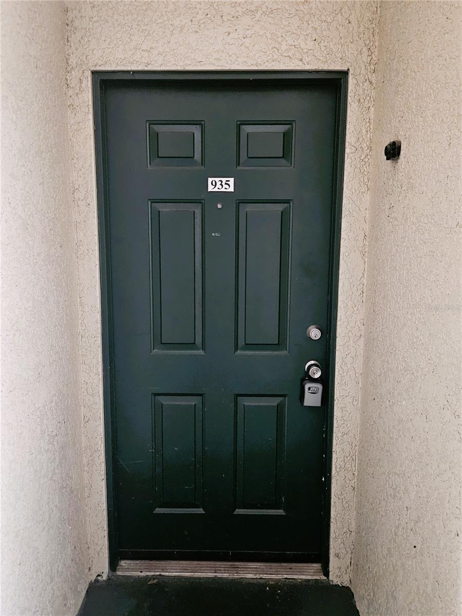 Image 2 of 25 For 17112 Carrington Park Drive 935