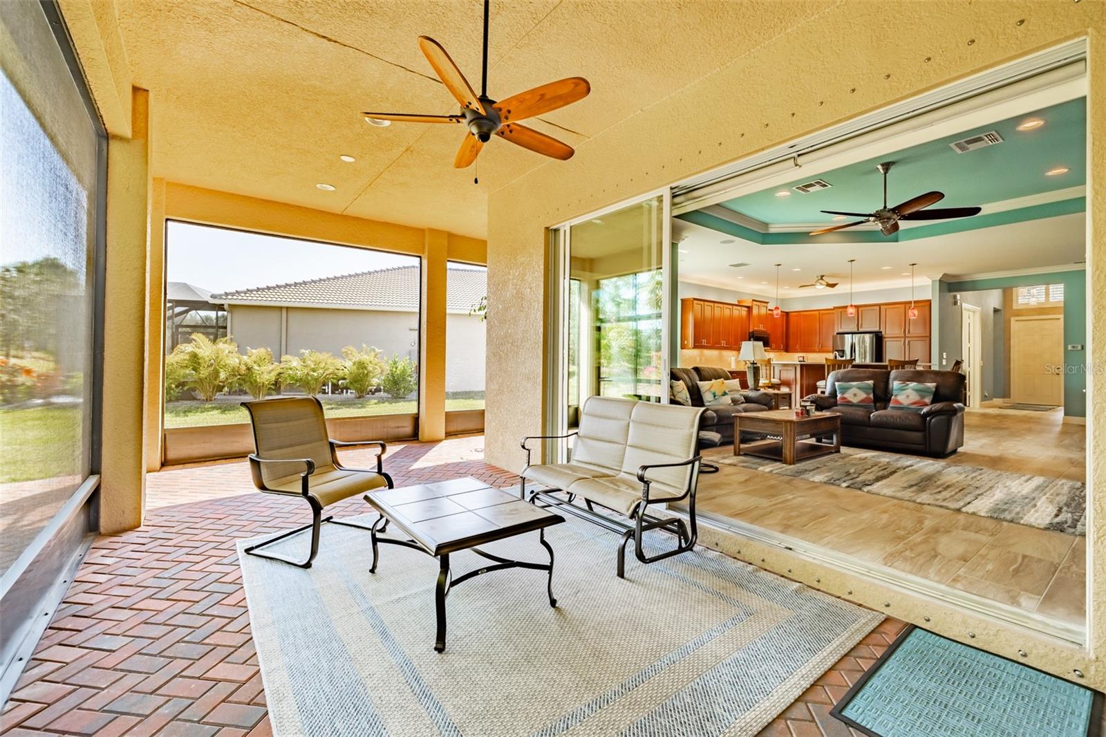 Listing photo id 27 for 4822 Grand Banks Drive