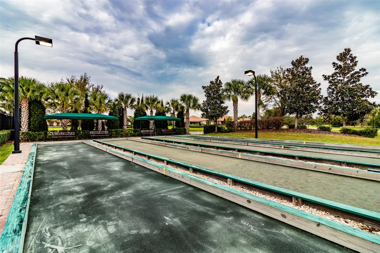 Listing photo id 75 for 4822 Grand Banks Drive