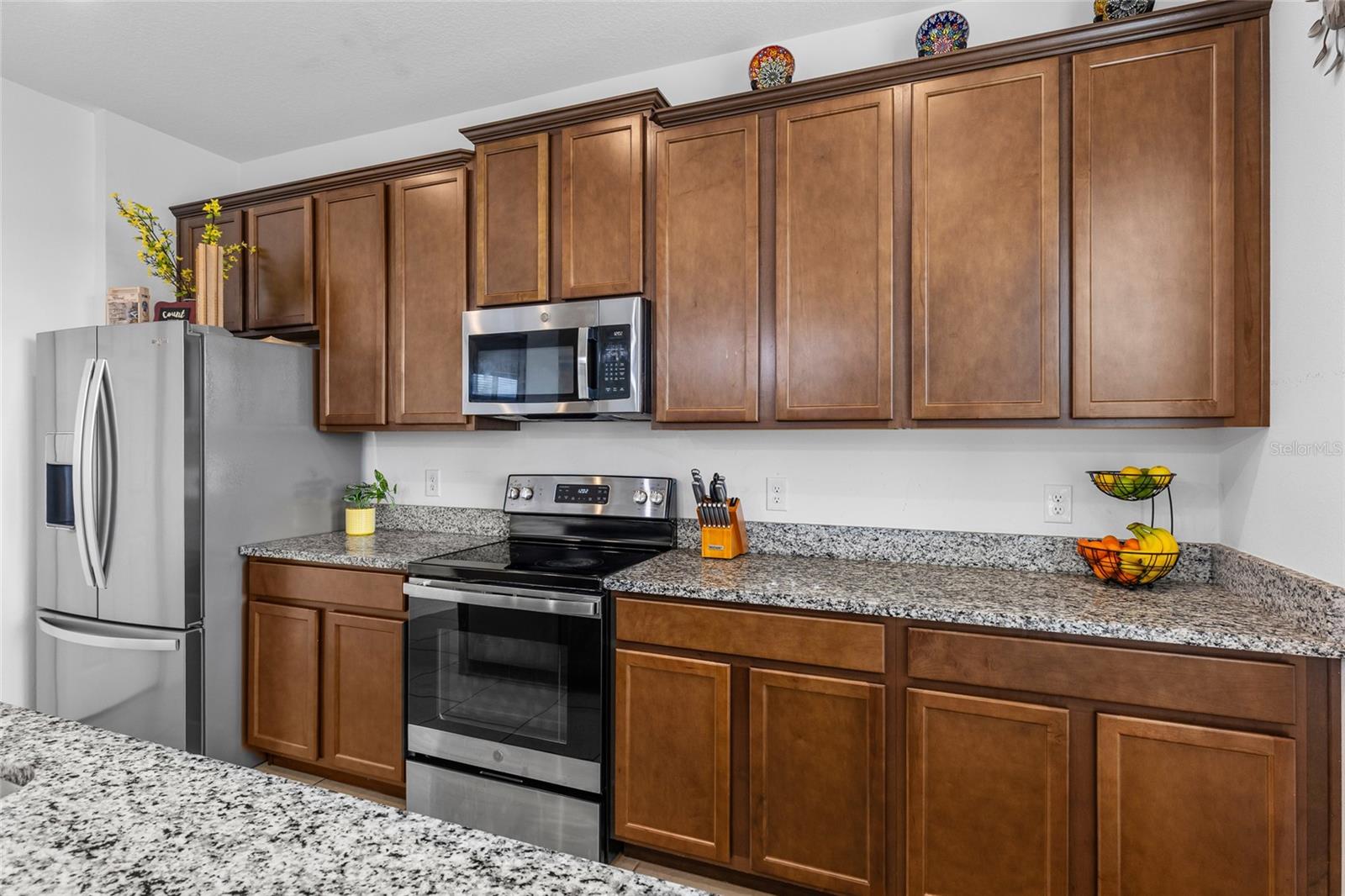 Image 5 of 37 For 5640 Camilla Street