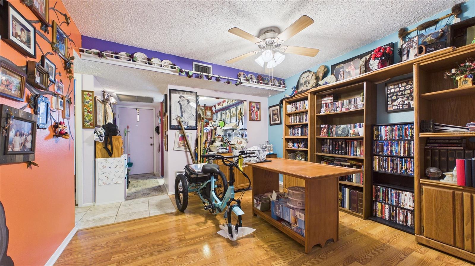 Listing photo id 10 for 11117 Pembridge Court 2