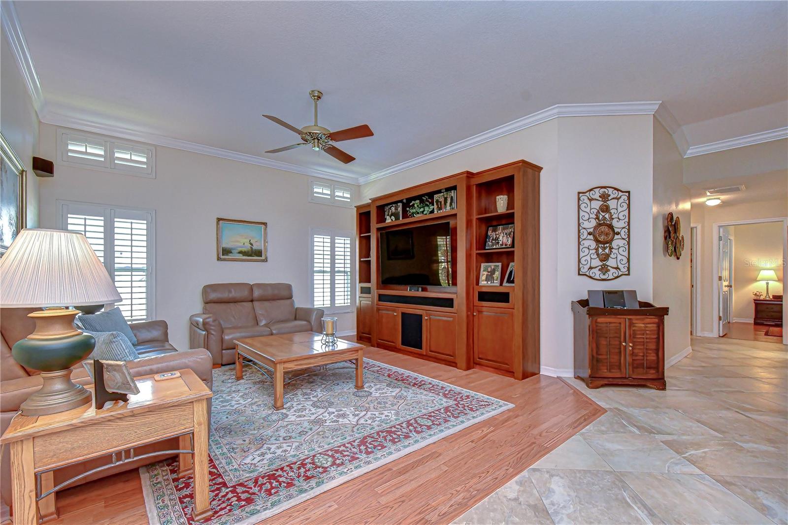 Listing photo id 14 for 3901 Northridge Drive