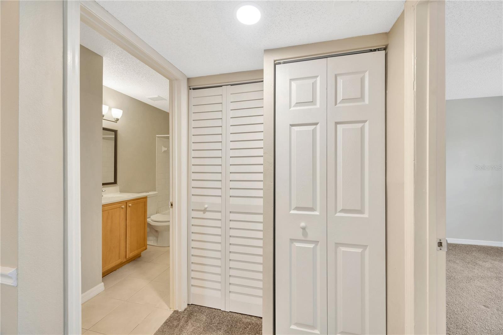 Image 14 of 38 For 308 Lake Parsons Green 102