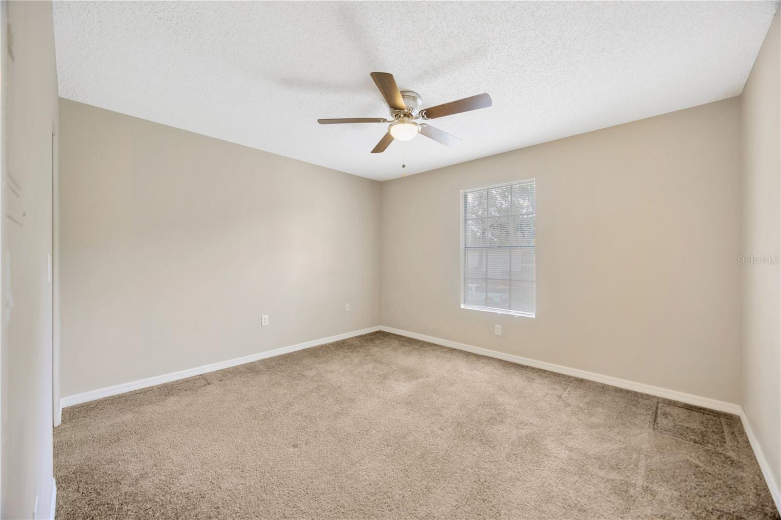 Image 24 of 38 For 308 Lake Parsons Green 102