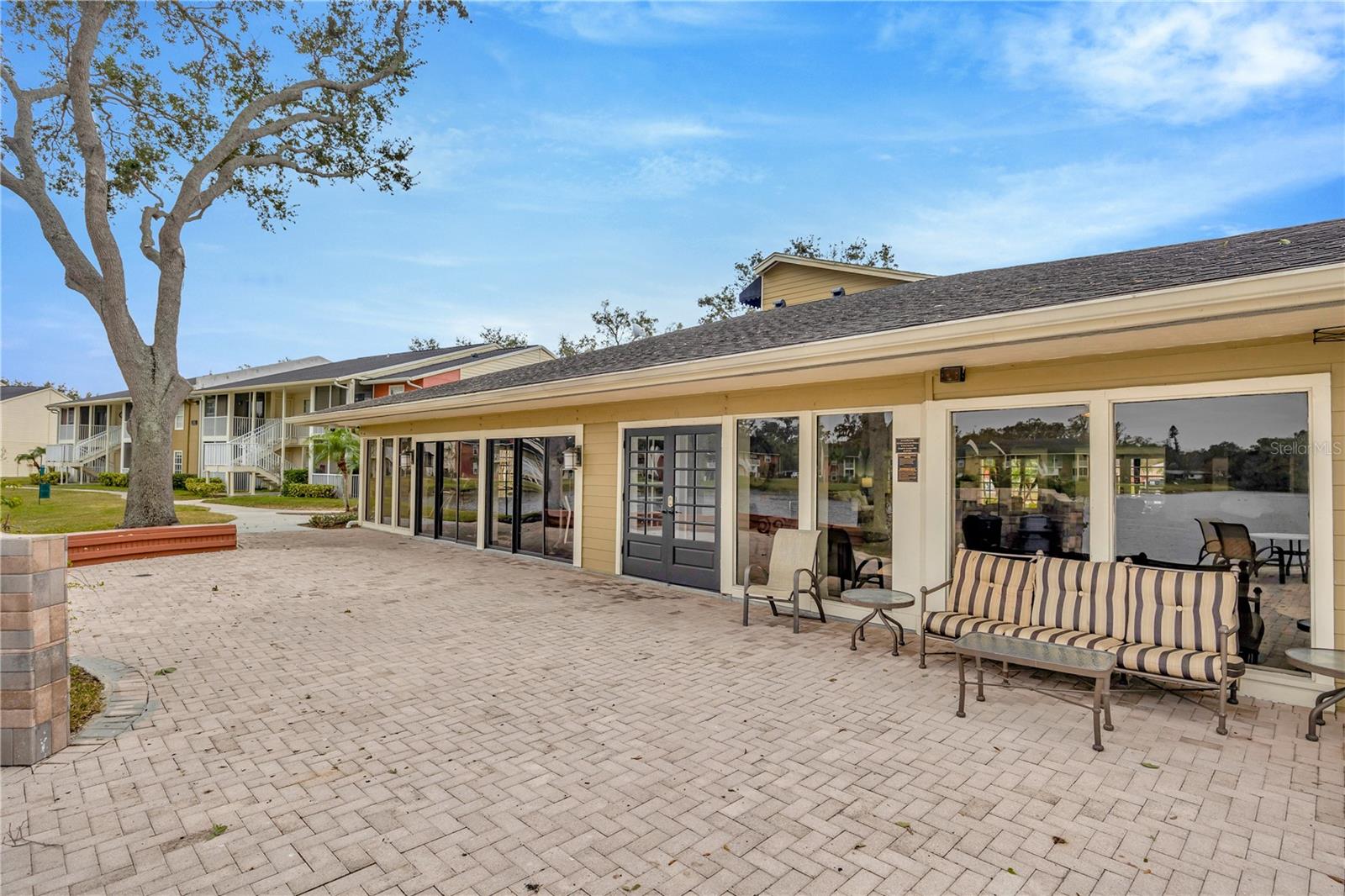 Image 27 of 38 For 308 Lake Parsons Green 102