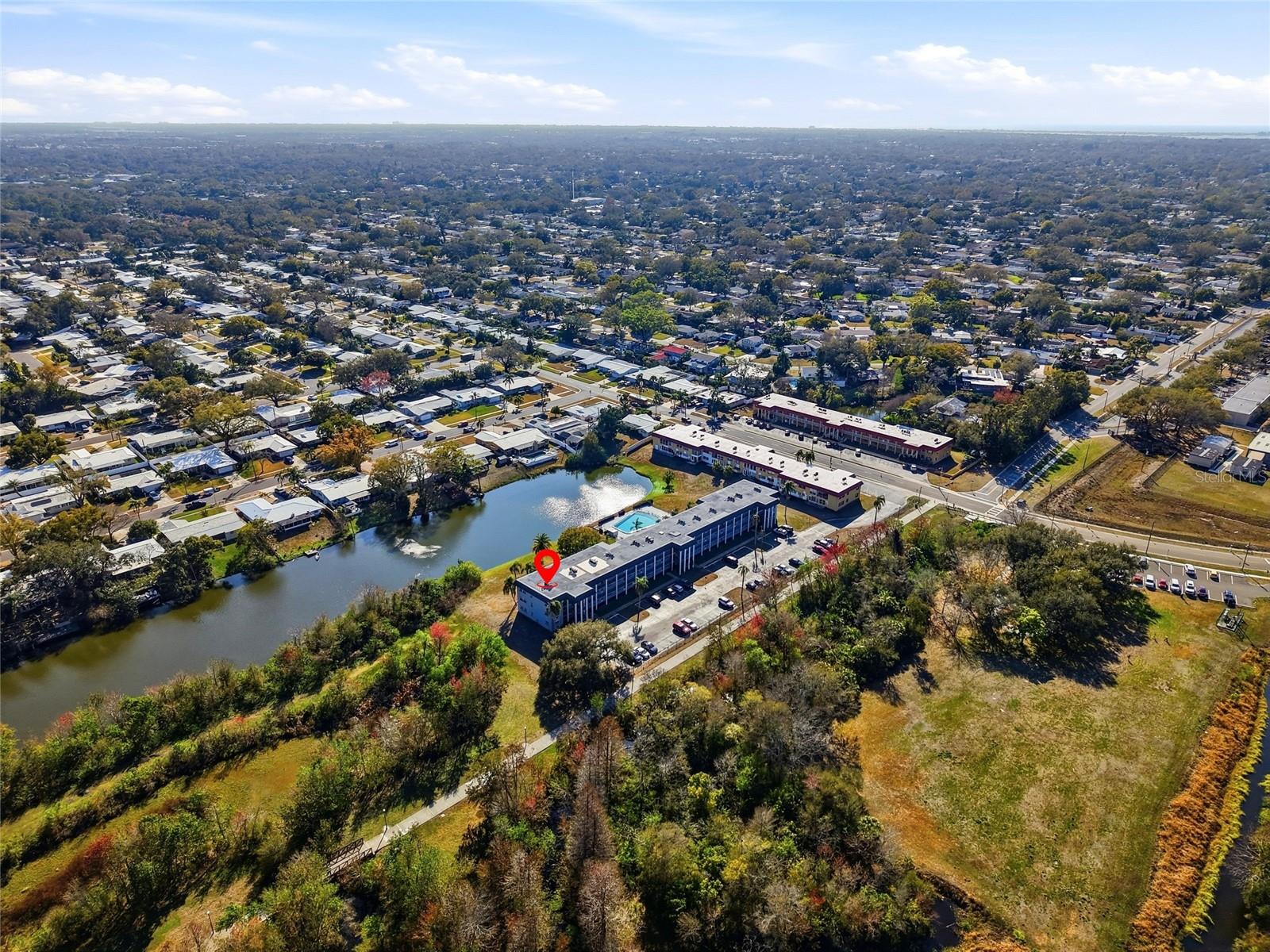 Image 31 of 36 For 1303 Hercules Avenue 25