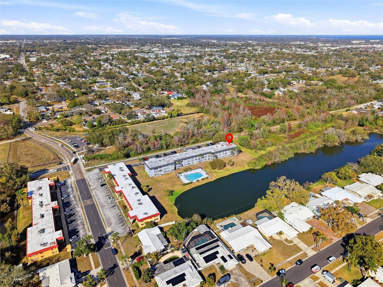 Image 34 of 36 For 1303 Hercules Avenue 25