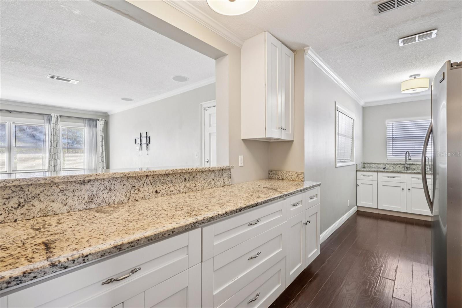 Image 16 of 32 For 1545 River Lane