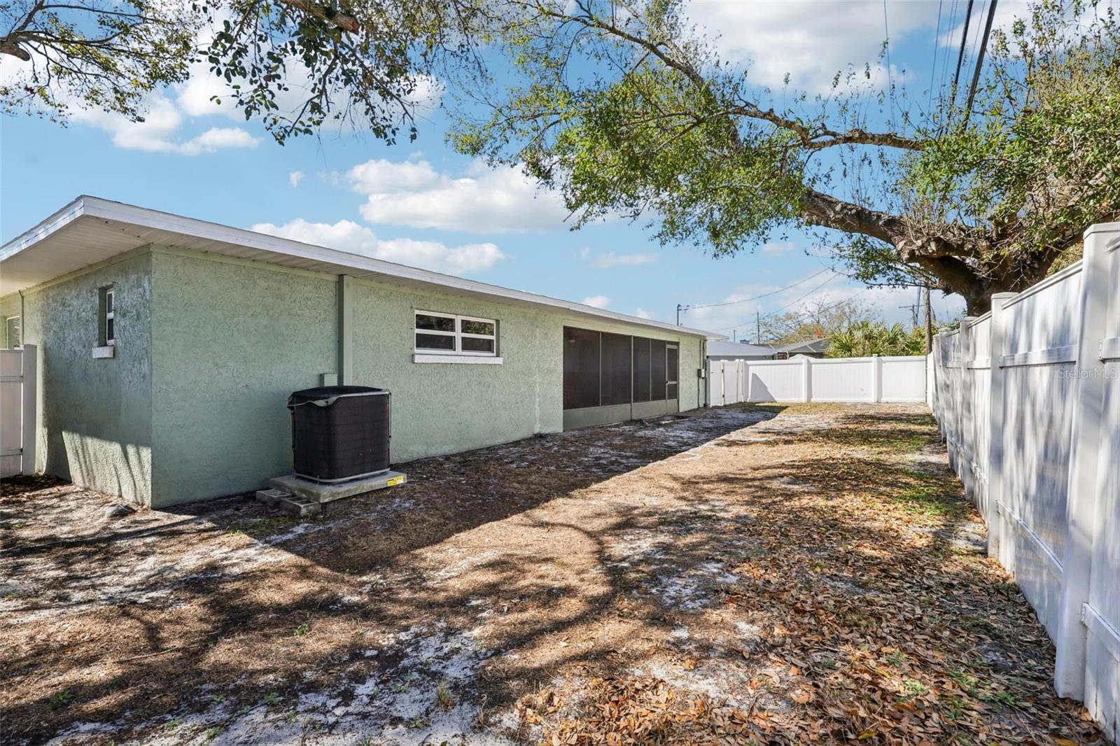 Image 32 of 32 For 1545 River Lane