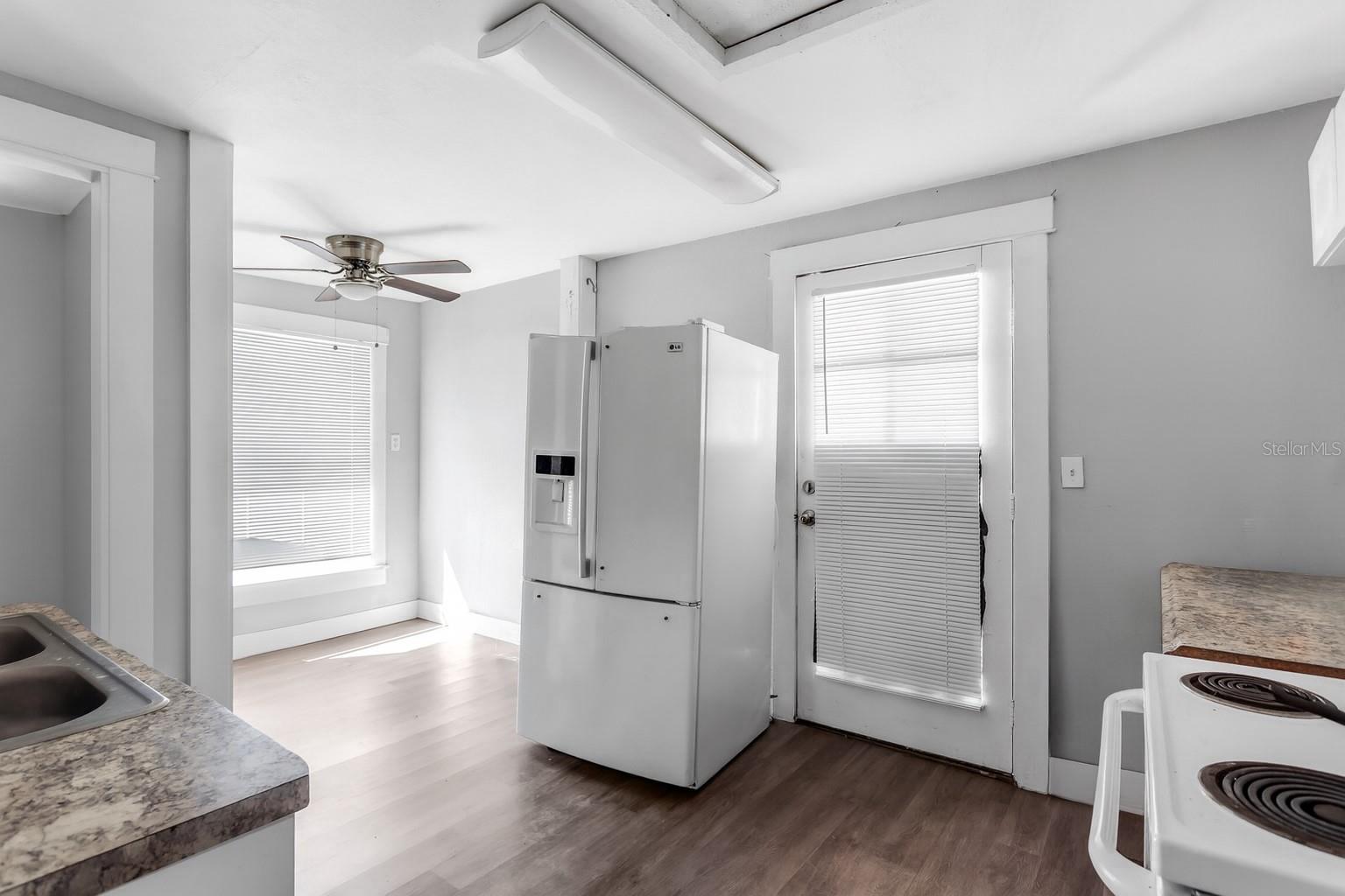 Image 3 of 9 For 4103 Howard Avenue