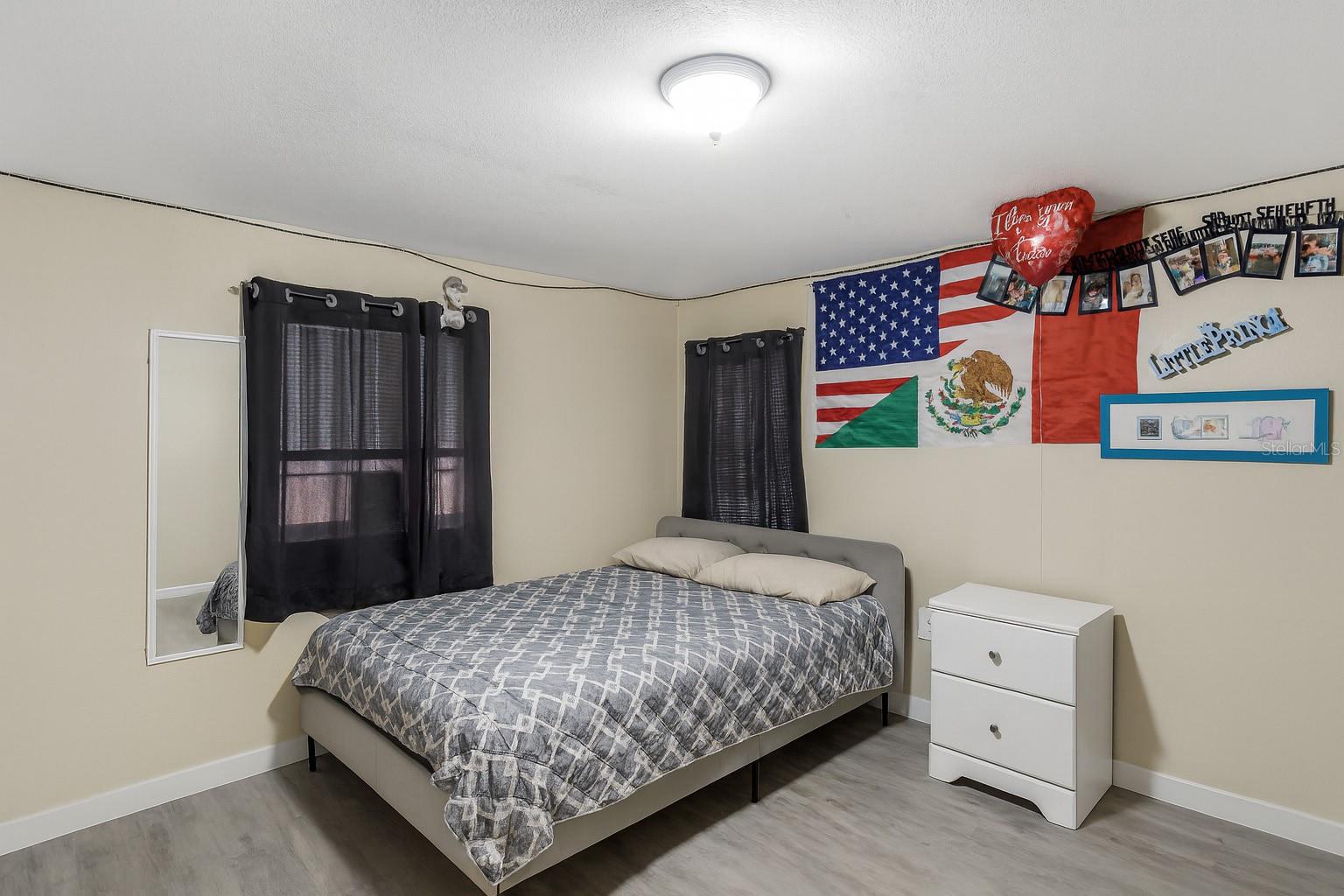 Image 4 of 9 For 4103 Howard Avenue