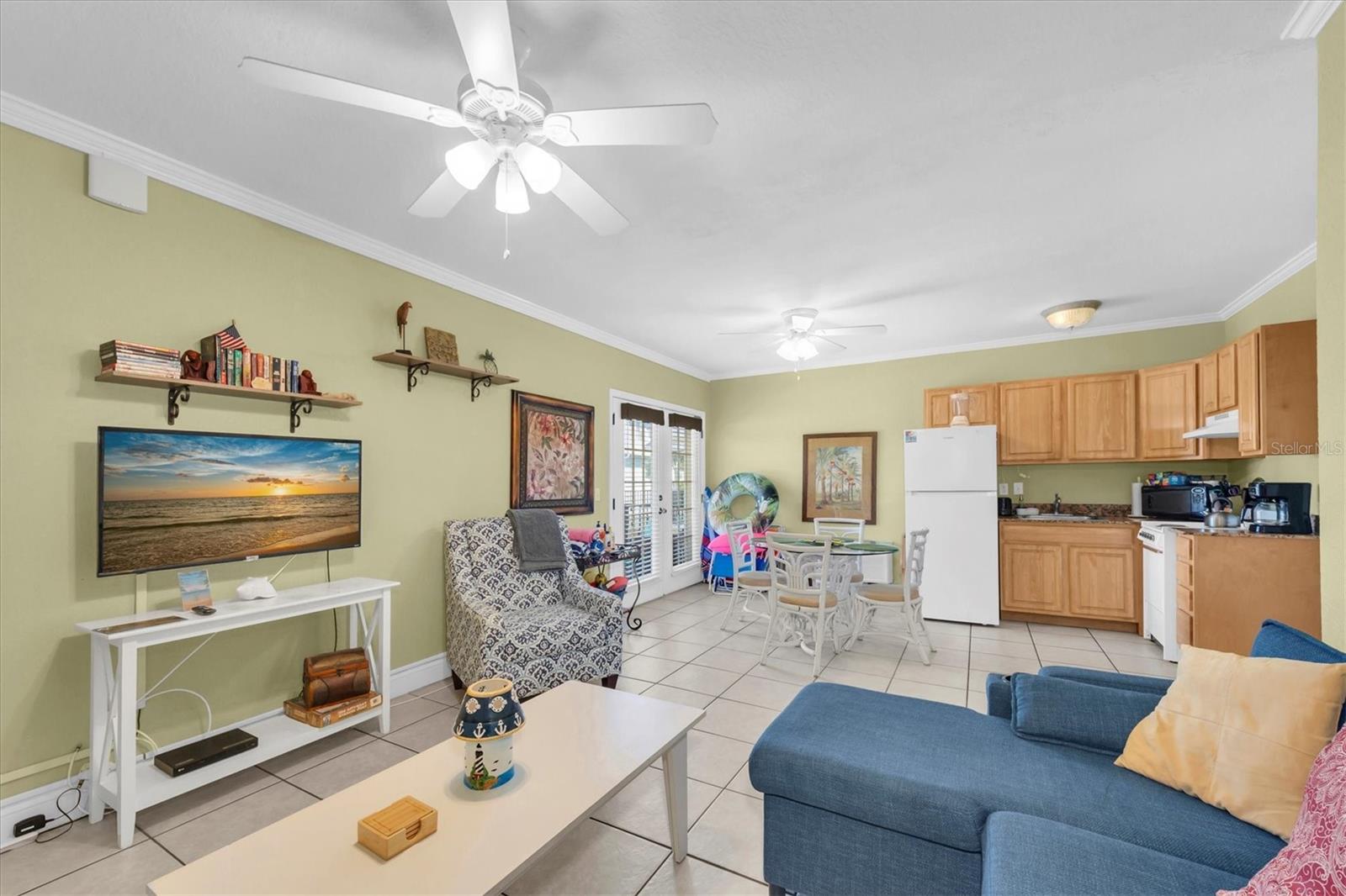 Image 34 of 39 For 16333 Gulf Boulevard 201