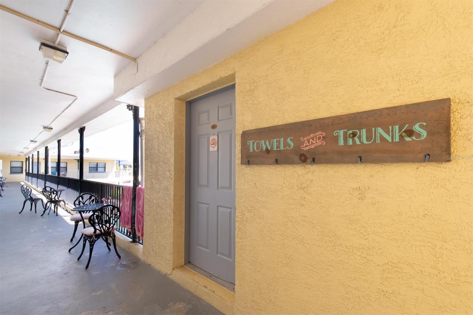 Image 36 of 39 For 16333 Gulf Boulevard 201