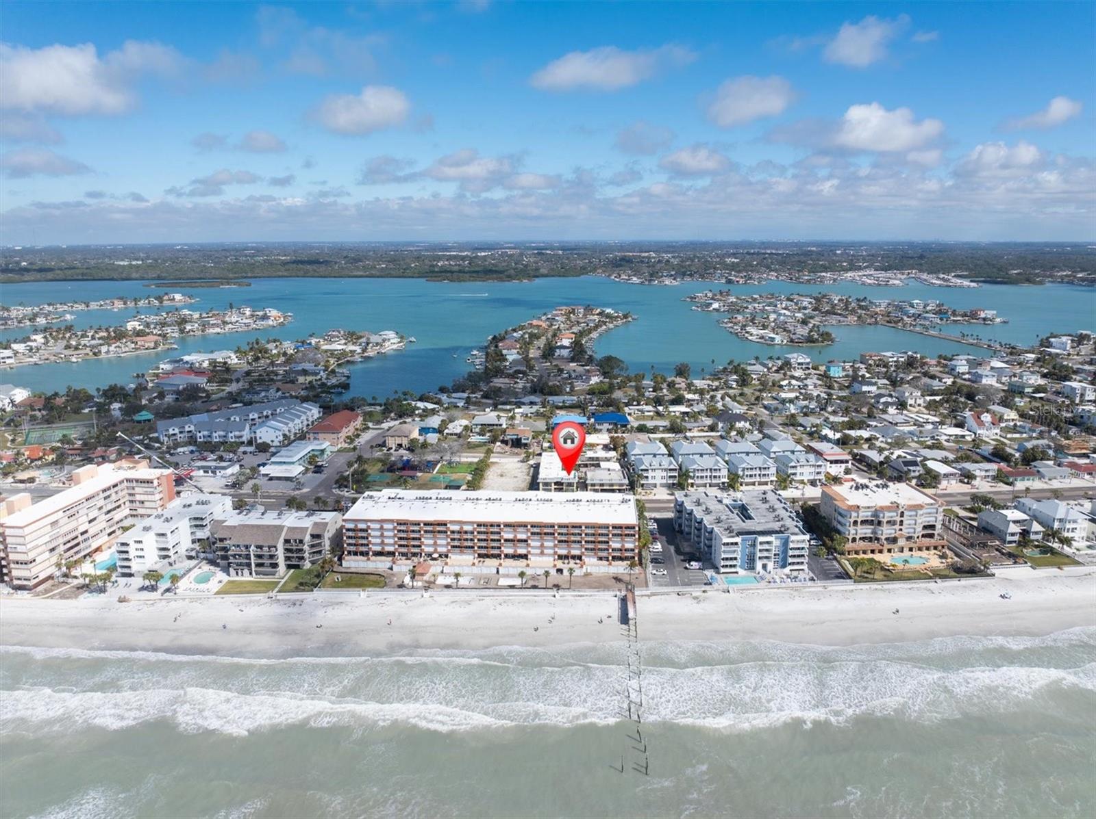 Image 39 of 39 For 16333 Gulf Boulevard 201