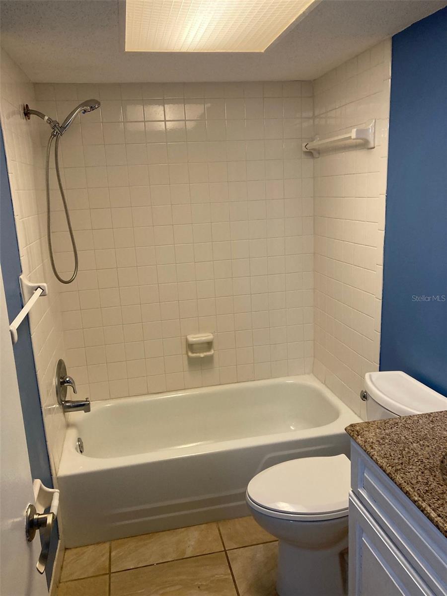 Image 11 of 21 For 4725 Joseph Court 234