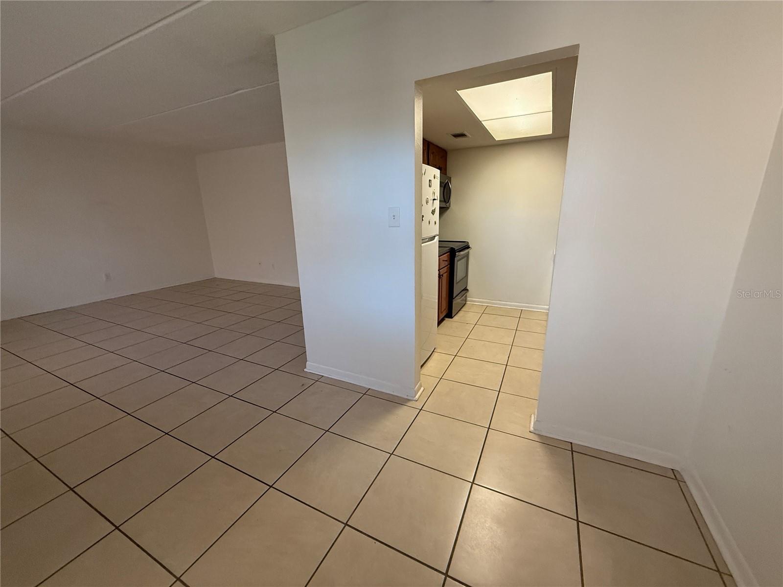 Image 7 of 21 For 4725 Joseph Court 234