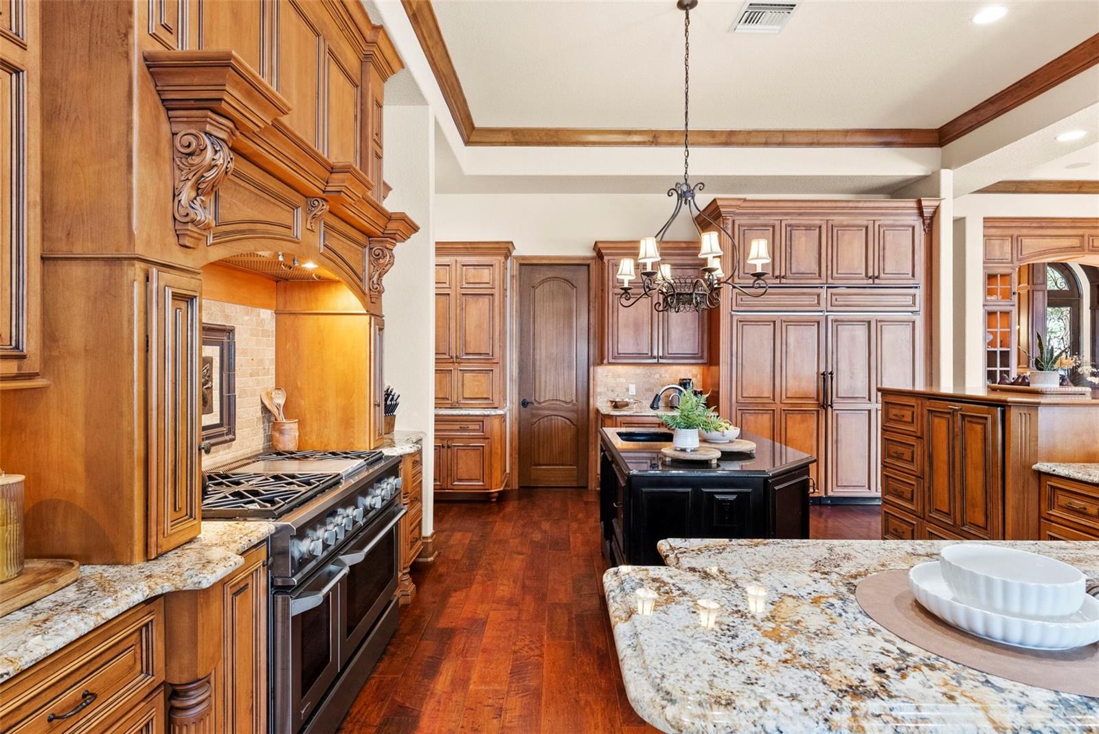 Listing photo id 30 for 9902 Menander Wood Court