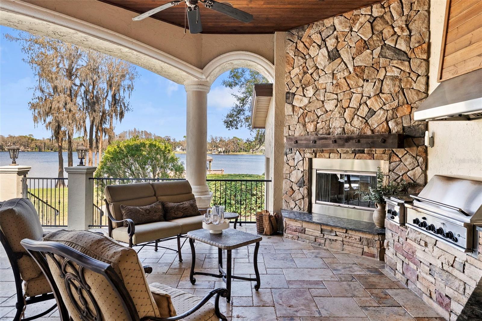 Listing photo id 78 for 9902 Menander Wood Court