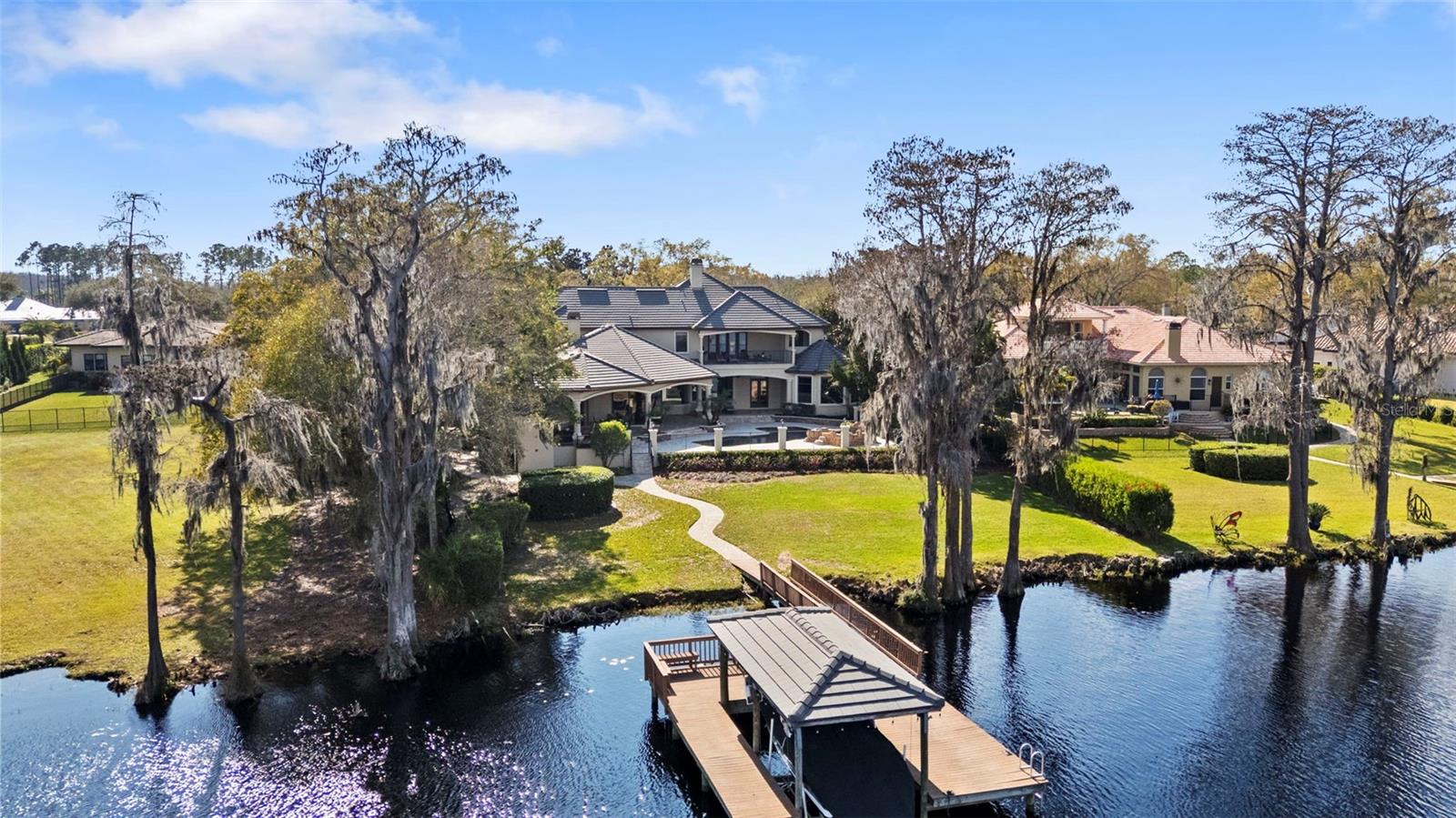 Listing photo id 83 for 9902 Menander Wood Court