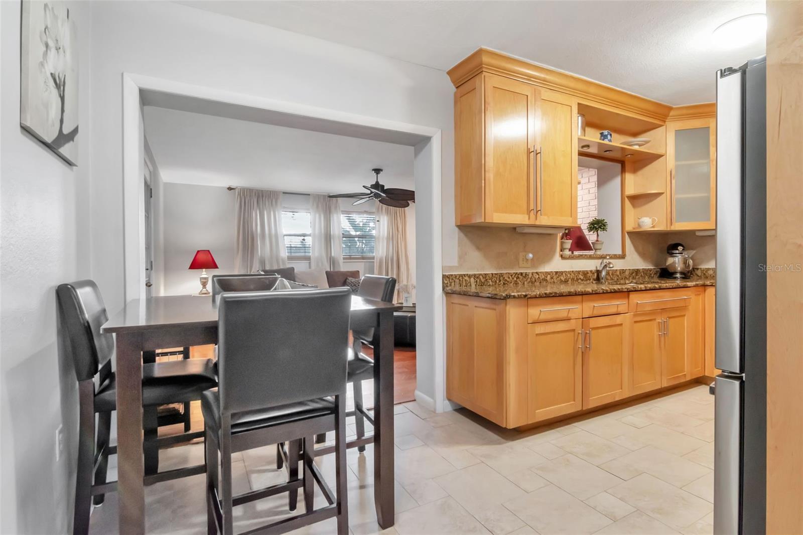 Image 10 of 38 For 953 Cedarwood Avenue