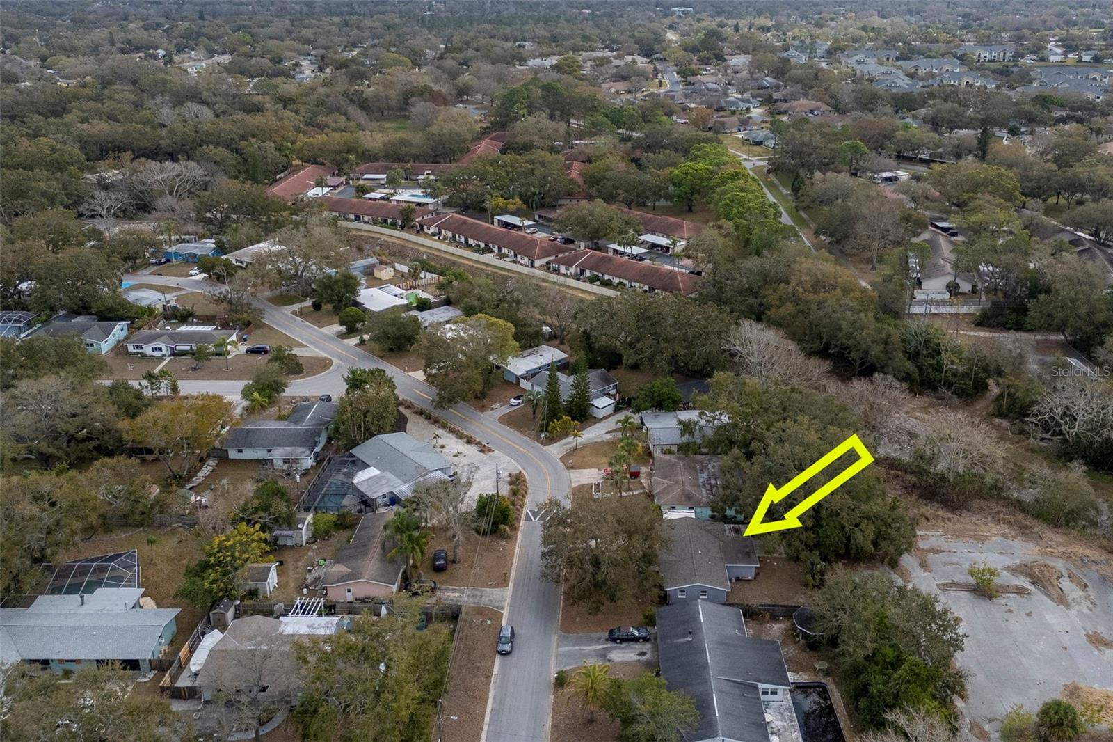 Image 33 of 38 For 953 Cedarwood Avenue