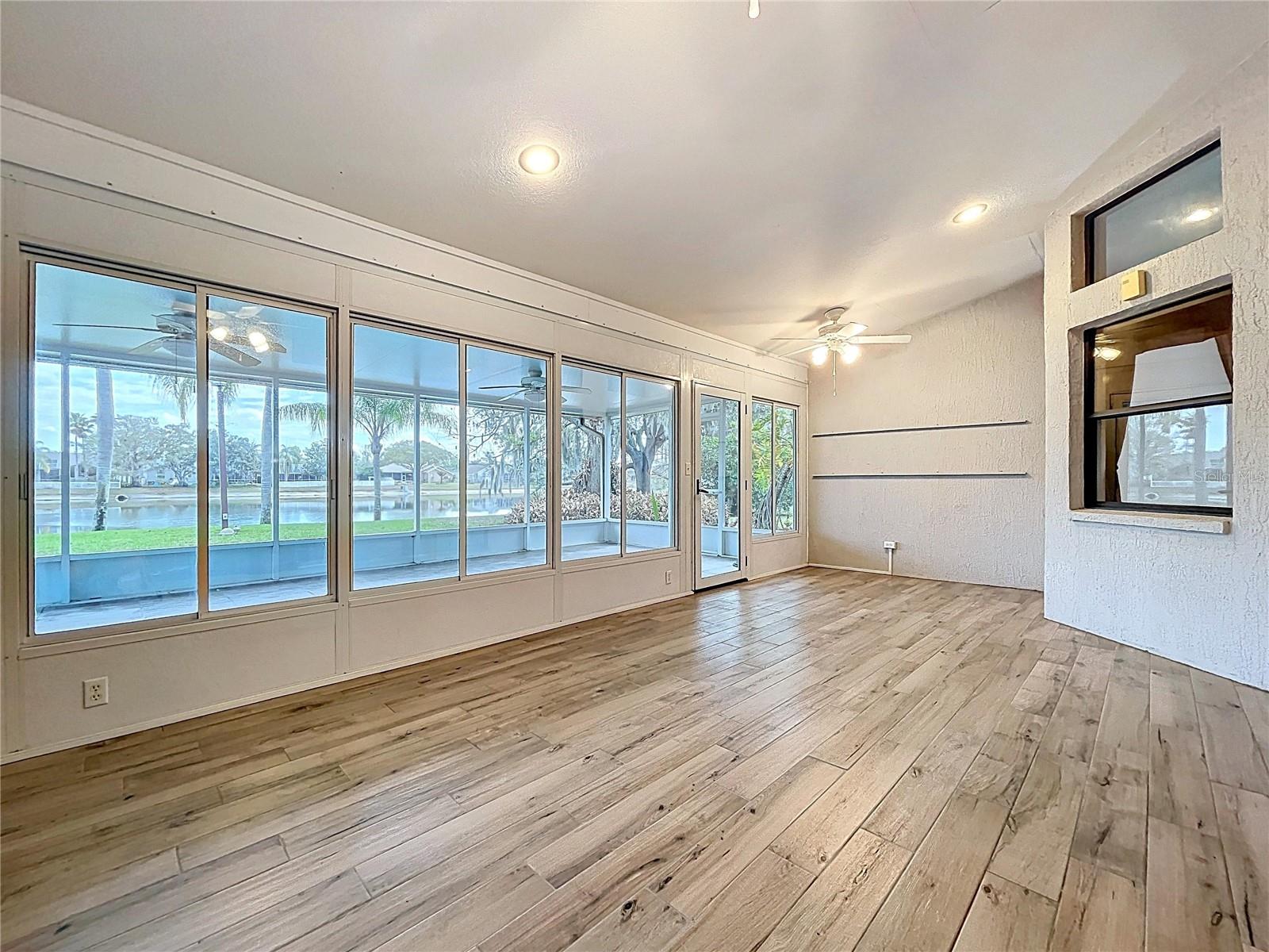 Image 22 of 42 For 1210 Willow Bend Way