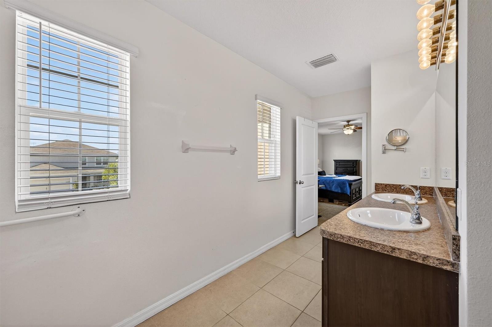 Image 26 of 40 For 14152 Arbor Pines Drive