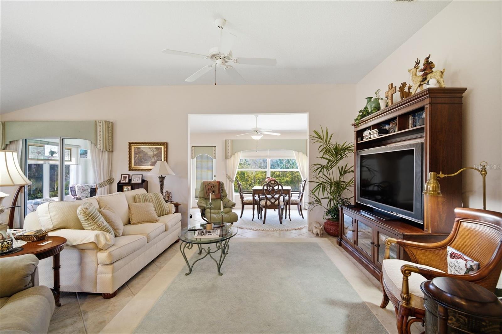 Image 7 of 43 For 2132 Grantham Greens Drive