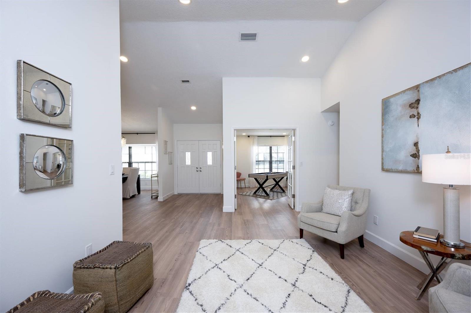 Image 16 of 28 For 14817 Farnham Way