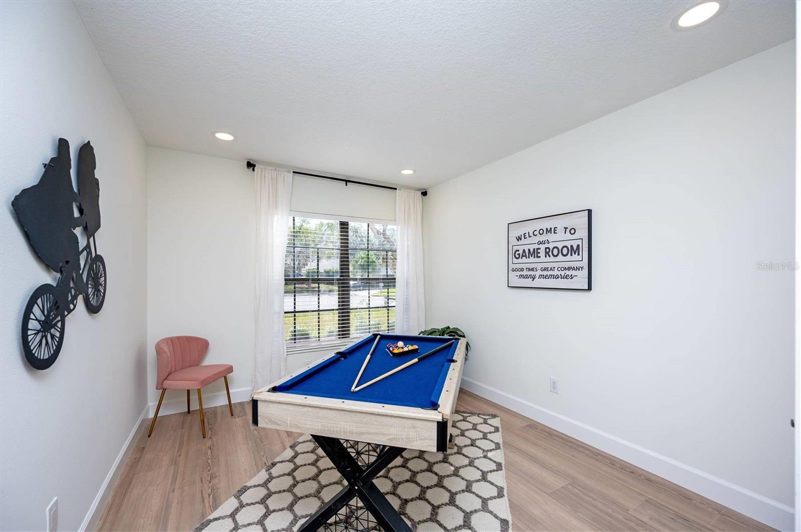 Image 8 of 28 For 14817 Farnham Way