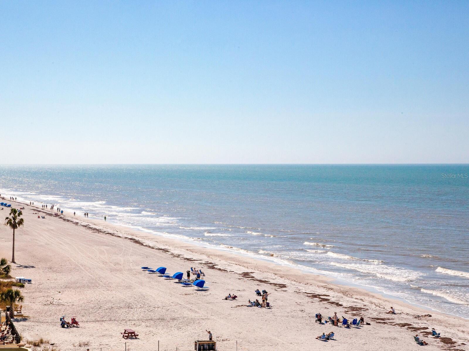 Image 19 of 69 For 19450 Gulf Boulevard 701