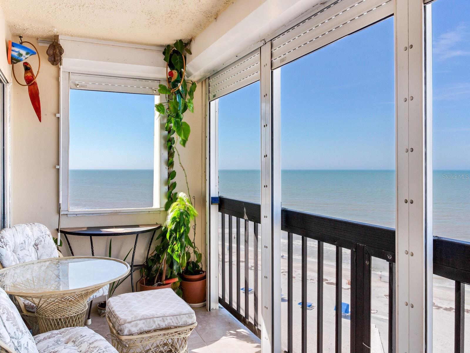 Image 23 of 69 For 19450 Gulf Boulevard 701