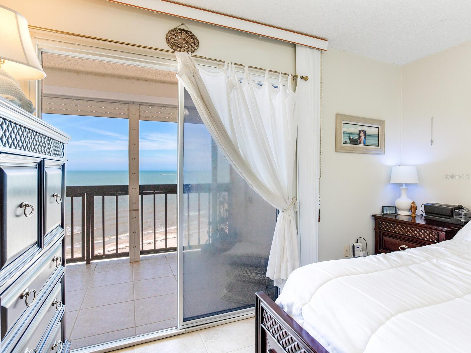 Image 30 of 69 For 19450 Gulf Boulevard 701