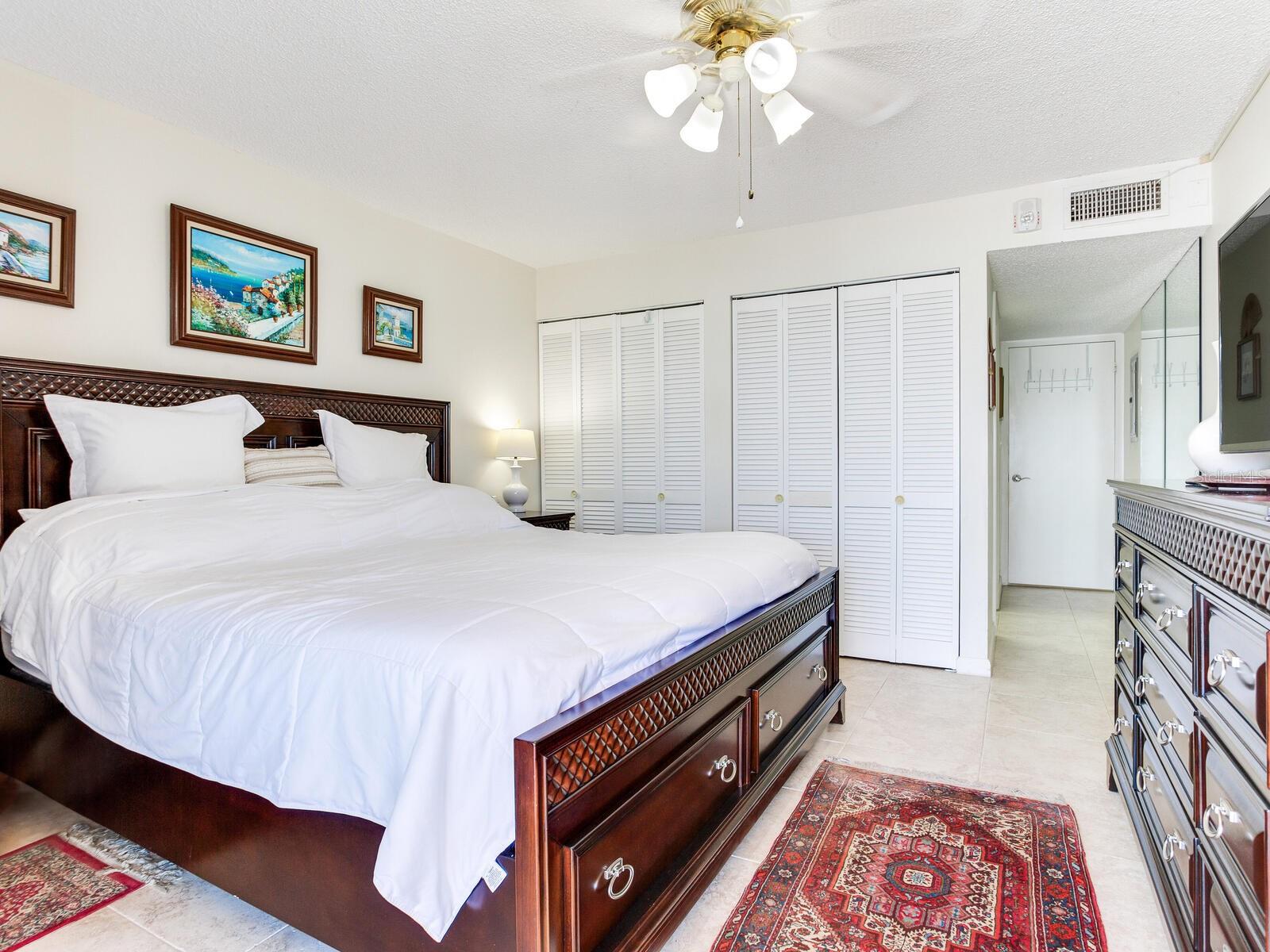 Image 31 of 69 For 19450 Gulf Boulevard 701