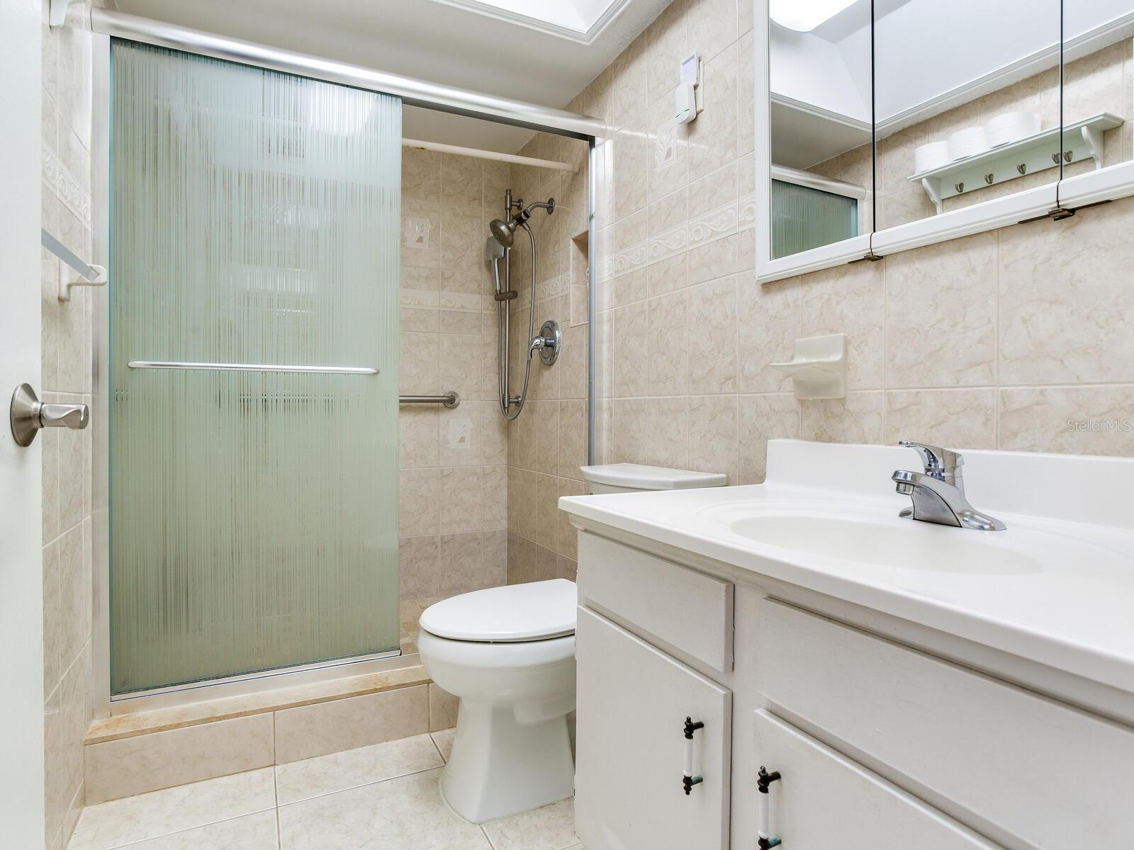 Image 32 of 69 For 19450 Gulf Boulevard 701