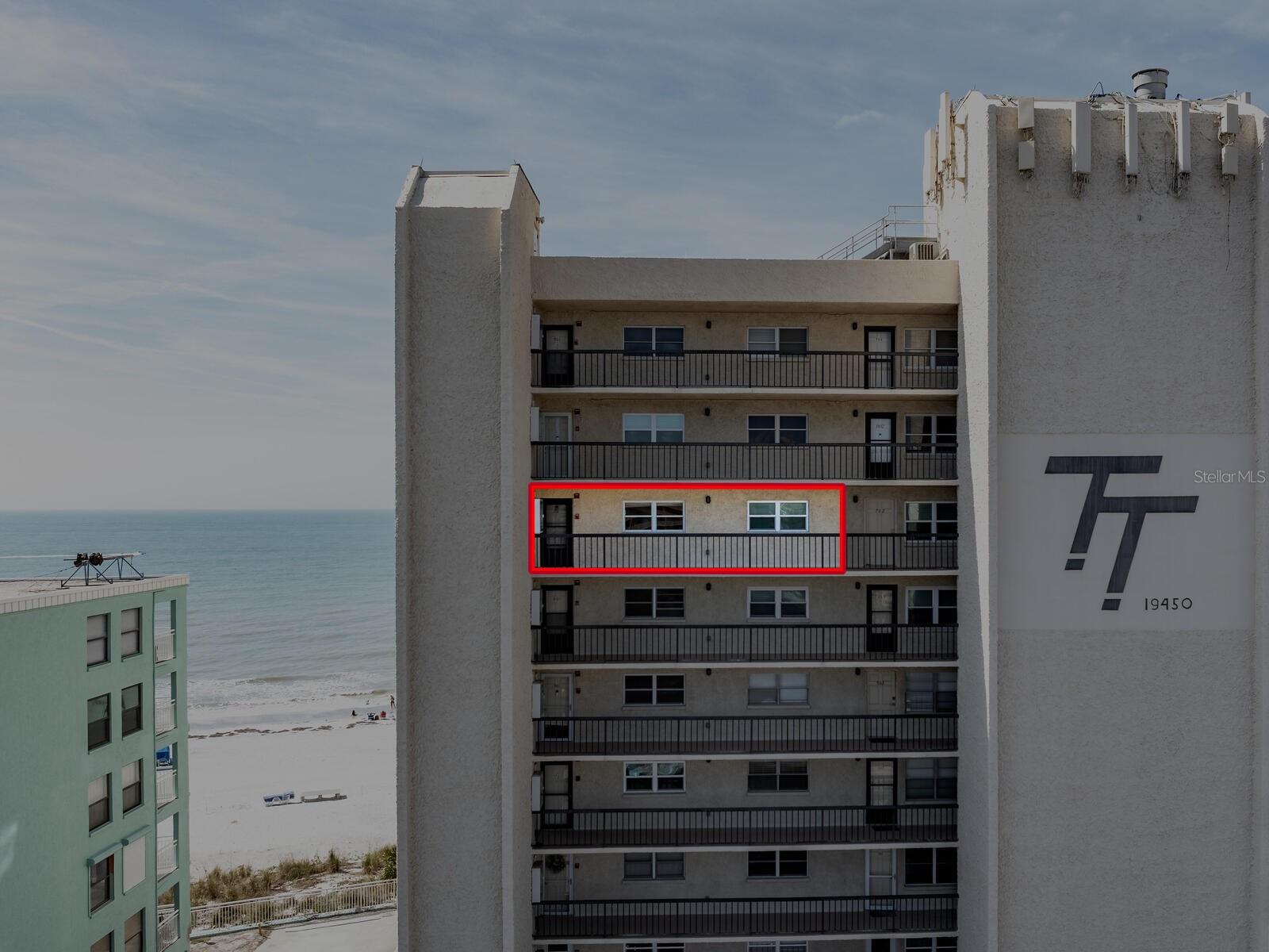 Image 4 of 69 For 19450 Gulf Boulevard 701