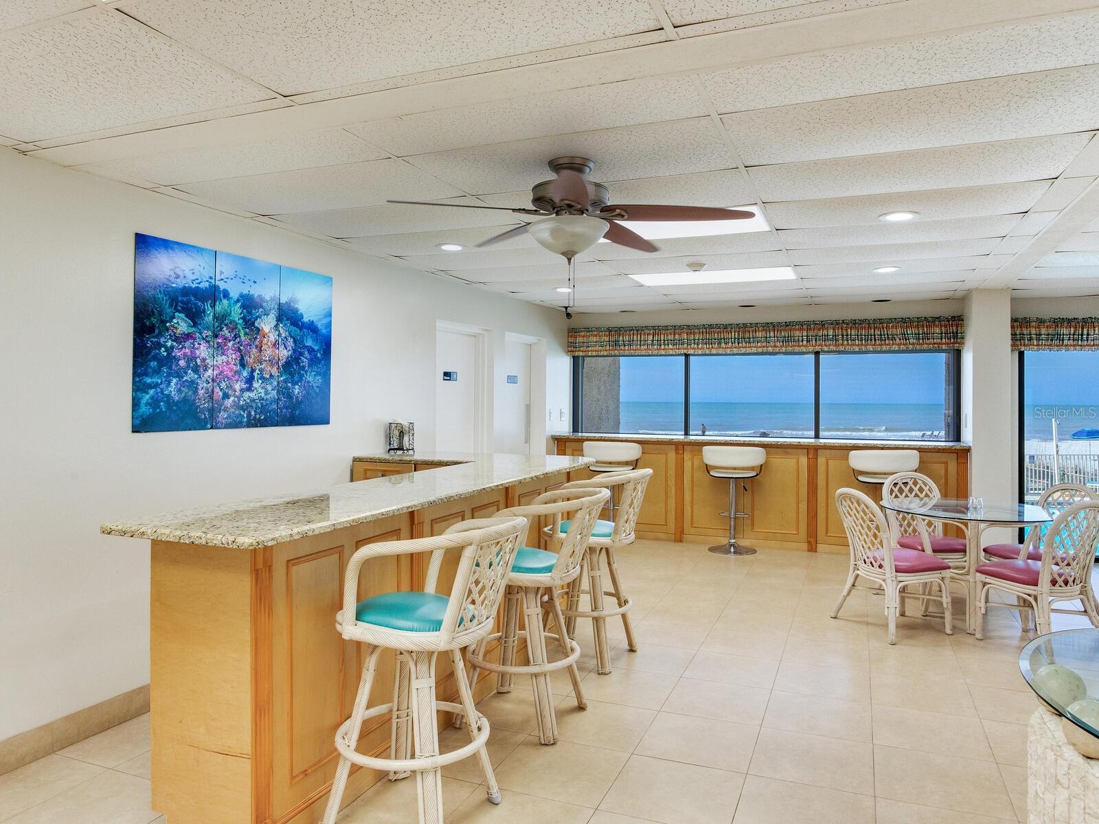 Image 48 of 69 For 19450 Gulf Boulevard 701