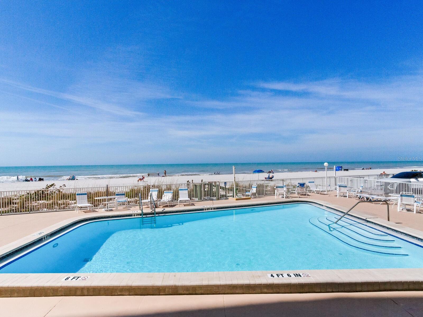 Image 50 of 69 For 19450 Gulf Boulevard 701