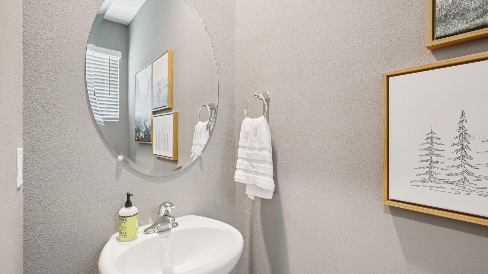 Image 14 of 39 For 32451 Welling Blade Loop