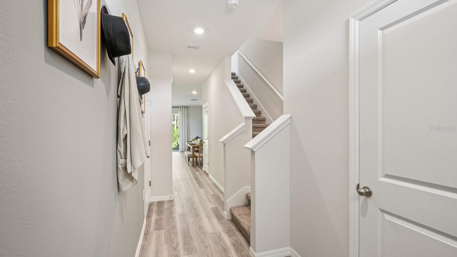 Image 5 of 39 For 32451 Welling Blade Loop