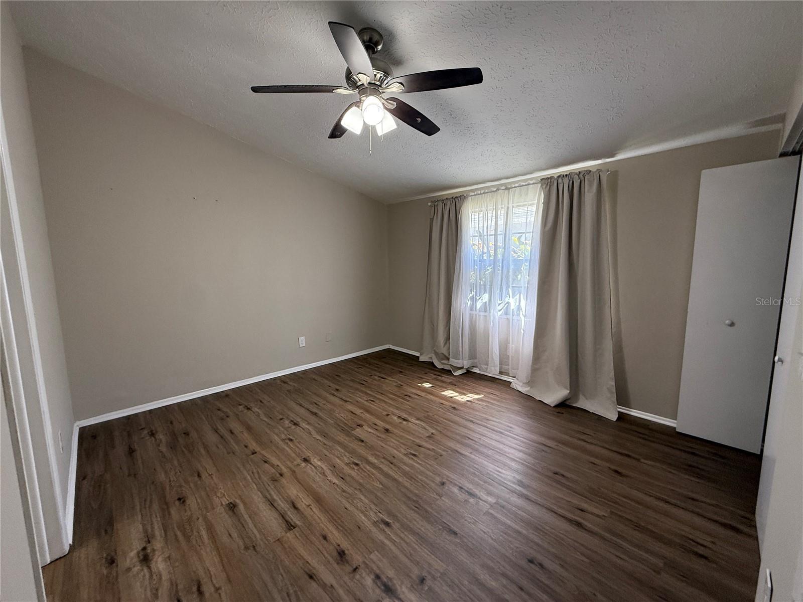 Image 3 of 20 For 3246 Fox Lake Drive